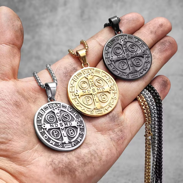 Collana di San Benedetto Amuleto Protezione Creatività - immagine 2